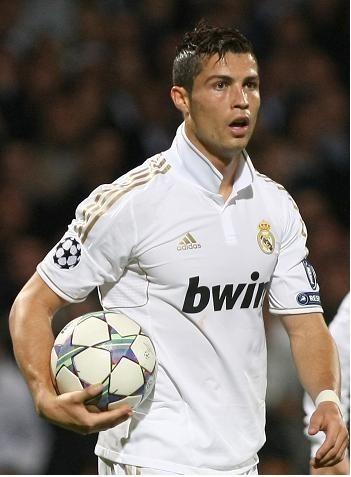 连救4个局点轰6-0！王曼昱打出窒息逆转，第三局直接打崩对手