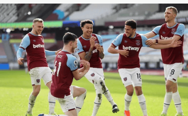 默特萨克：15岁时的伤病让我成长，青少年要做好基本功练习