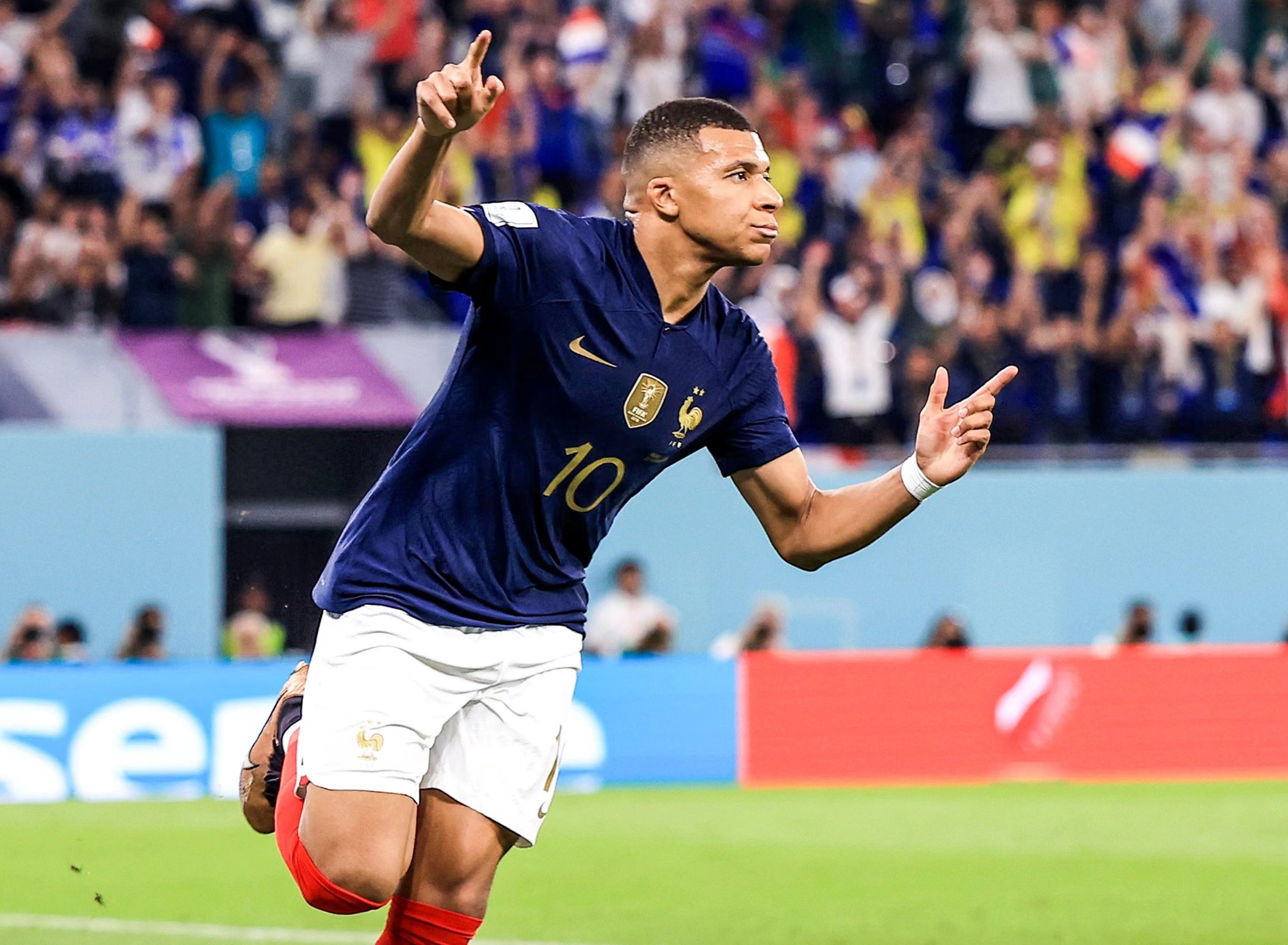 猜猜我是谁：职业生涯19载，赢下4次总冠军&入选NBA75大