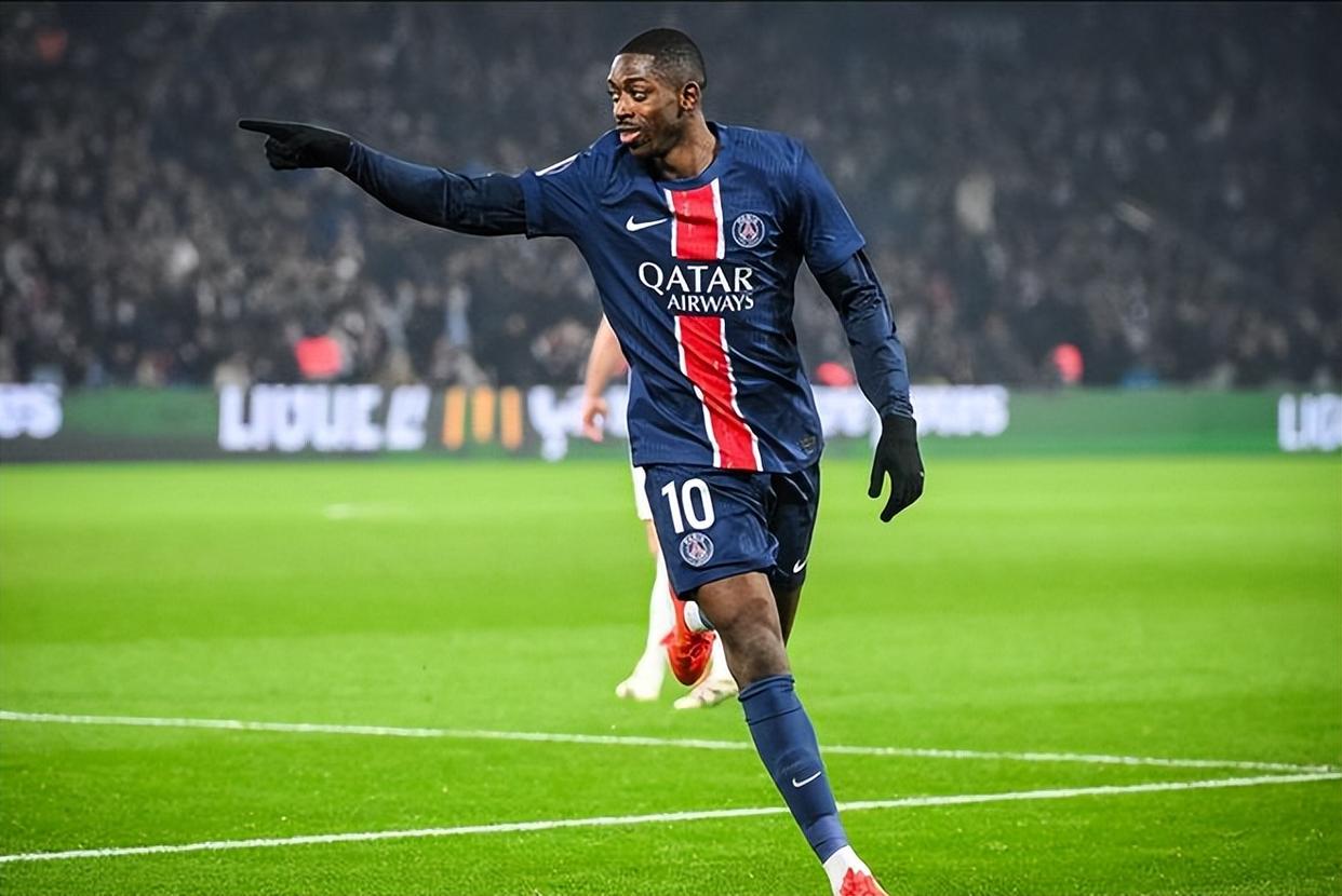 传记作者：亚马尔早期对莱万很不满，后来明白对方是想帮自己