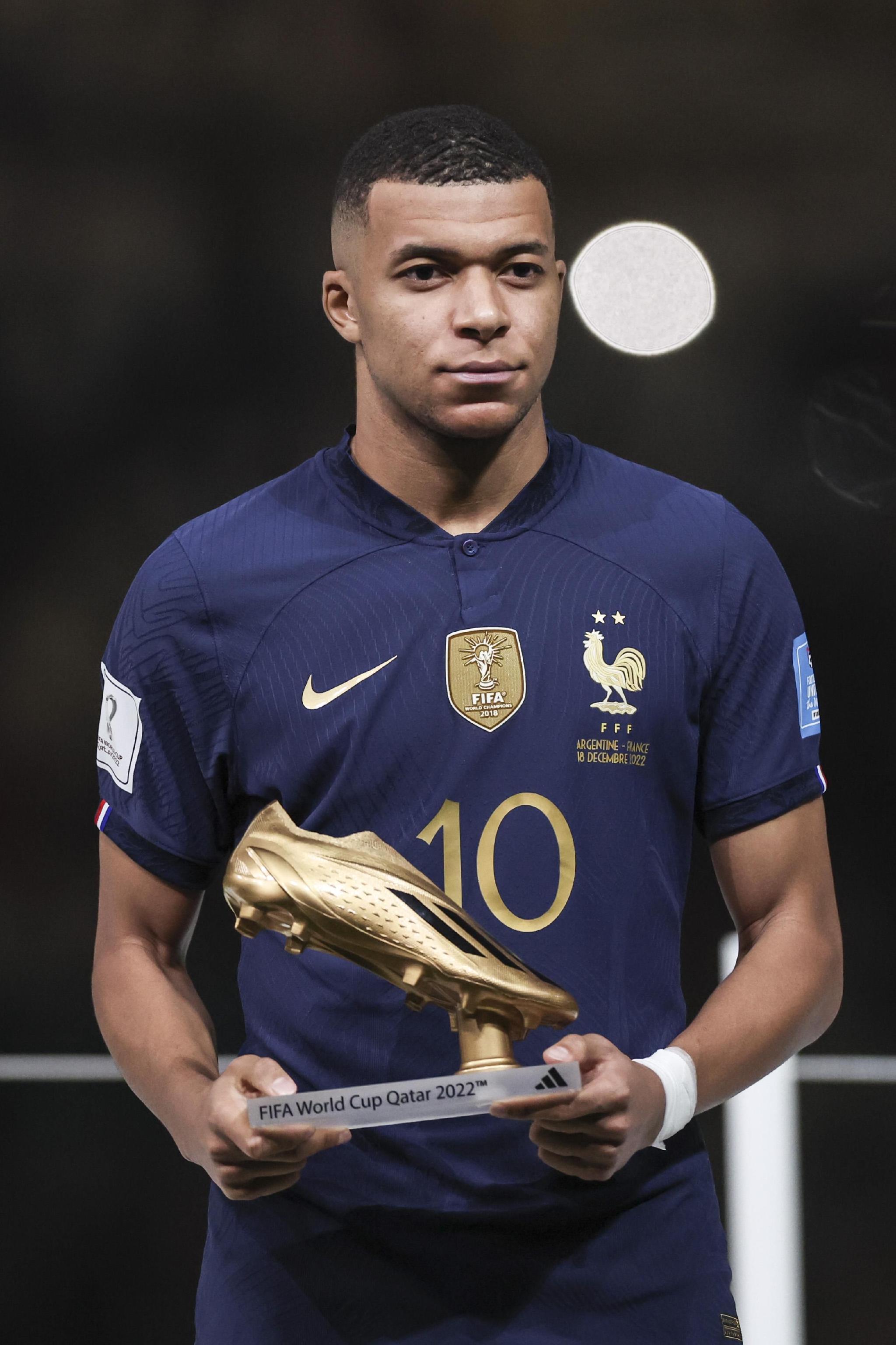 小马哥冠军教头！马斯切拉诺夺教练生涯首冠，执教迈阿密35胜