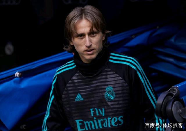 津媒：李嗣镕又帅又能打，首秀4分钟进球排名津门虎队史第一