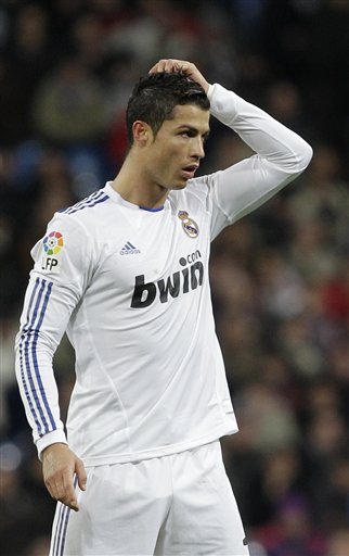 马丁内斯：输球能让球队成长；球员受伤或停赛就不会留在集训